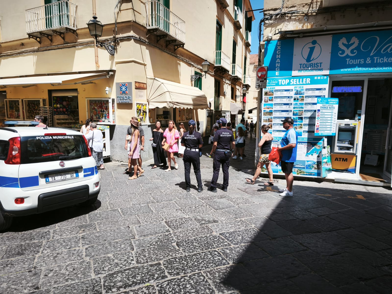 Polizia locale nel centro storico
